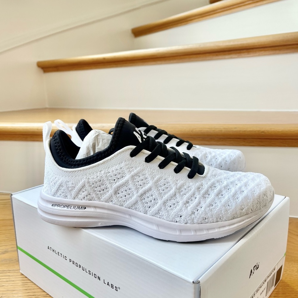 NWT APL Phantom Running Shoes Athletic Propulsion Labs Sneakers White / black - Picture 10 of 16